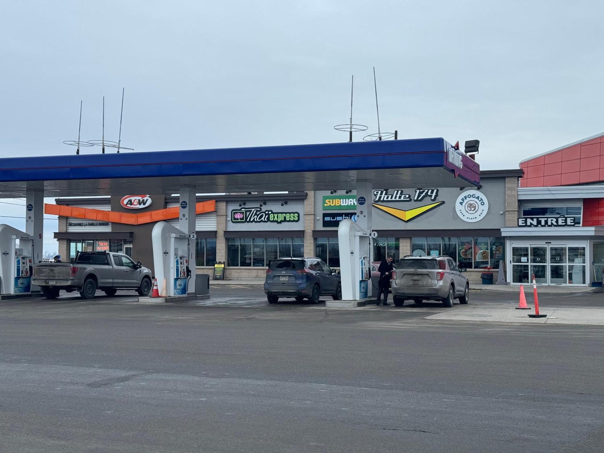 La Porte De La Mauricie Louiseville Экстерьер фото